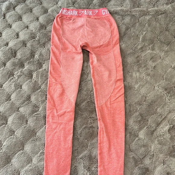 Gymshark Pink Leggings - Picture 6 of 8